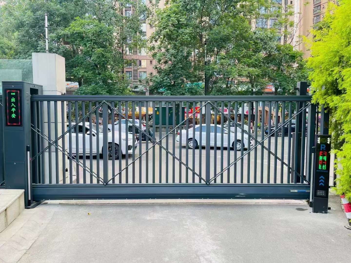 丹阳市电动伸缩门